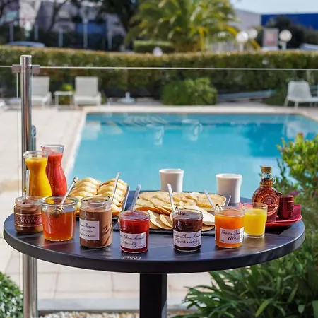 Ibis Toulon Hotel