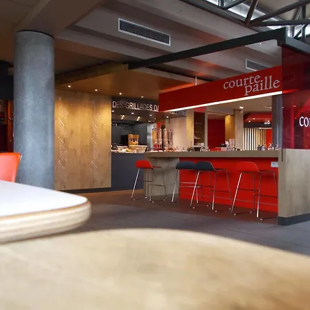 Ibis Toulon Hotel 3*