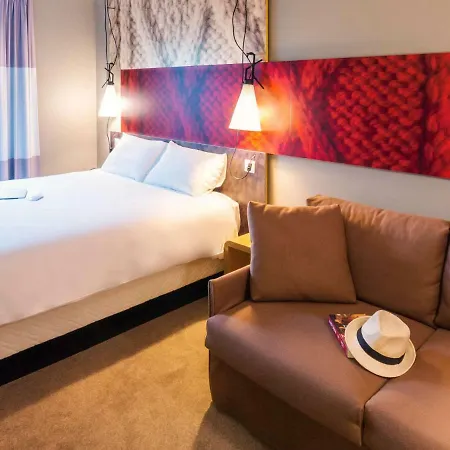 Ibis Toulon 3*